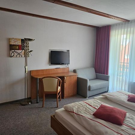 Hotel Zur Krone Hasselfelde Buitenkant foto