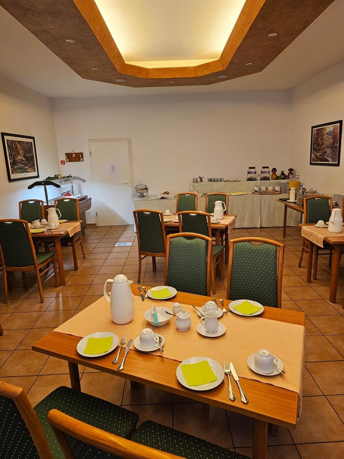Hotel Zur Krone Hasselfelde Buitenkant foto