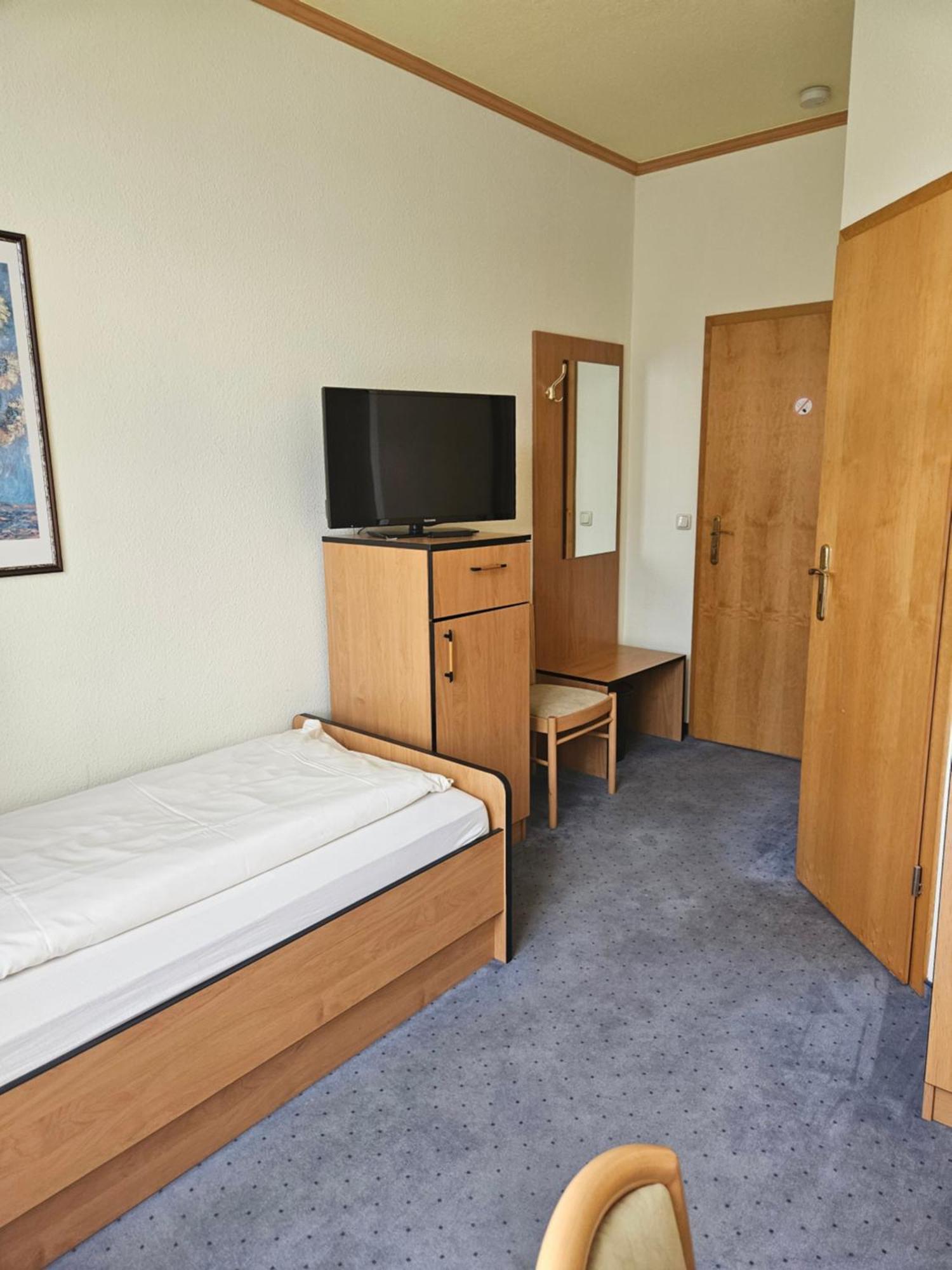 Hotel Zur Krone Hasselfelde Buitenkant foto